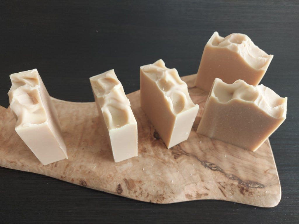 Au Naturel. Naked Soap.