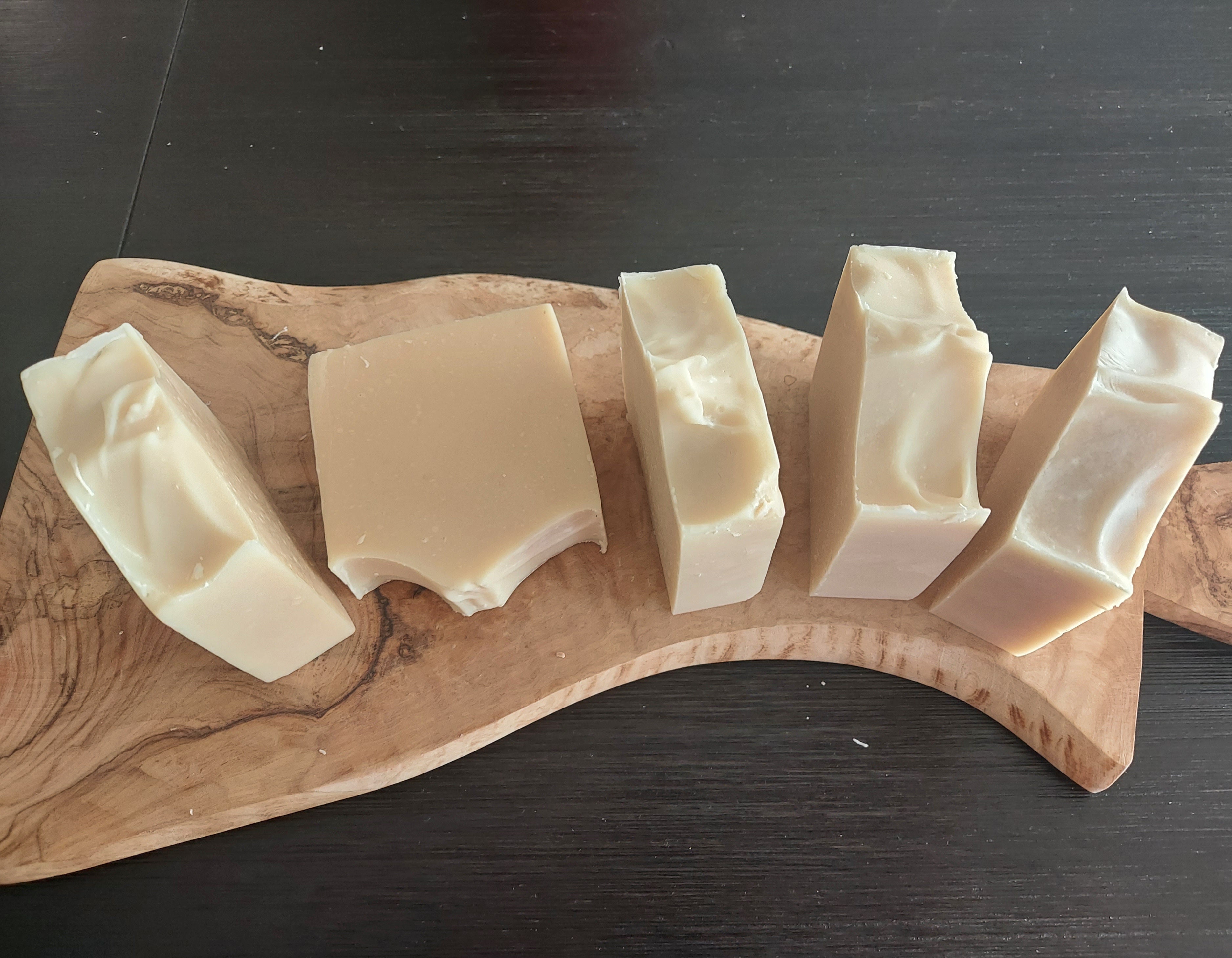 Au Naturel. Naked Soap.