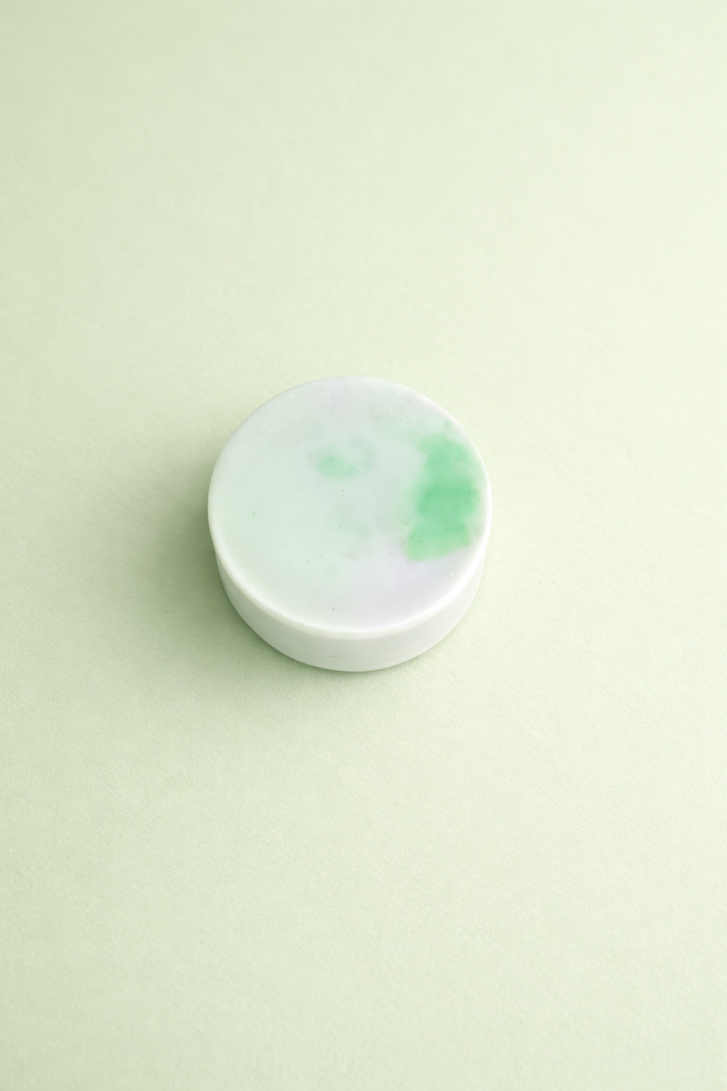 Shampoo Bar. Syndet Bar. Apple Scent. Jojoba Oil!